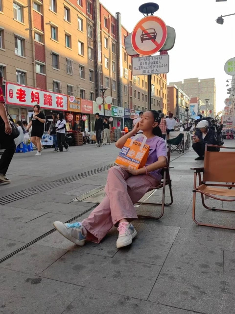 大飞朋友圈照片