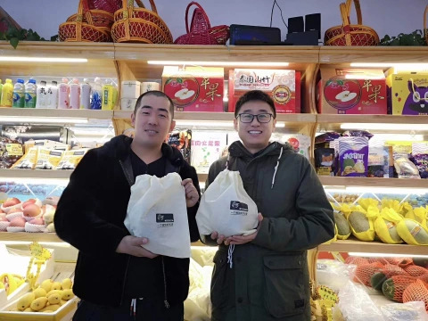 大飞朋友圈照片