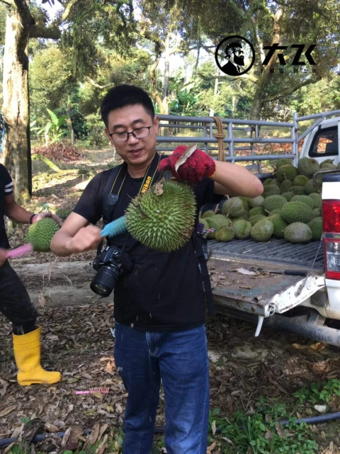 大飞朋友圈照片